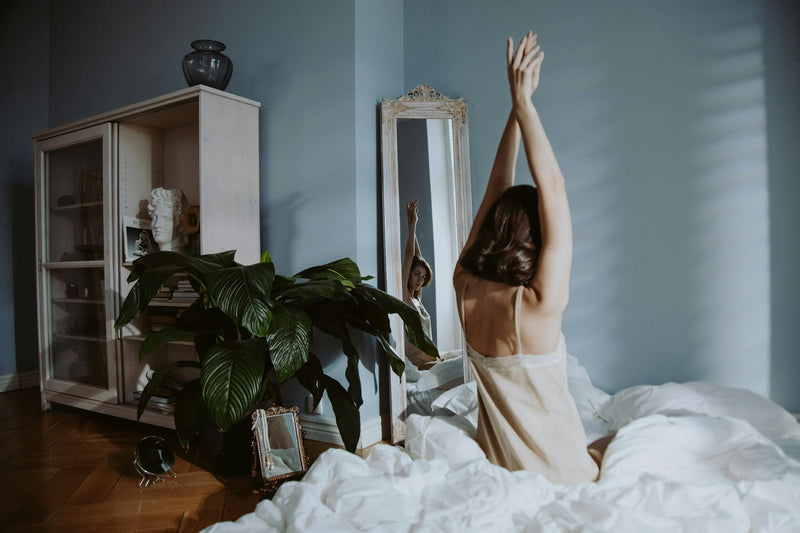 Hot Flashes at Night: Why They Disrupt Sleep and How to Get Relief