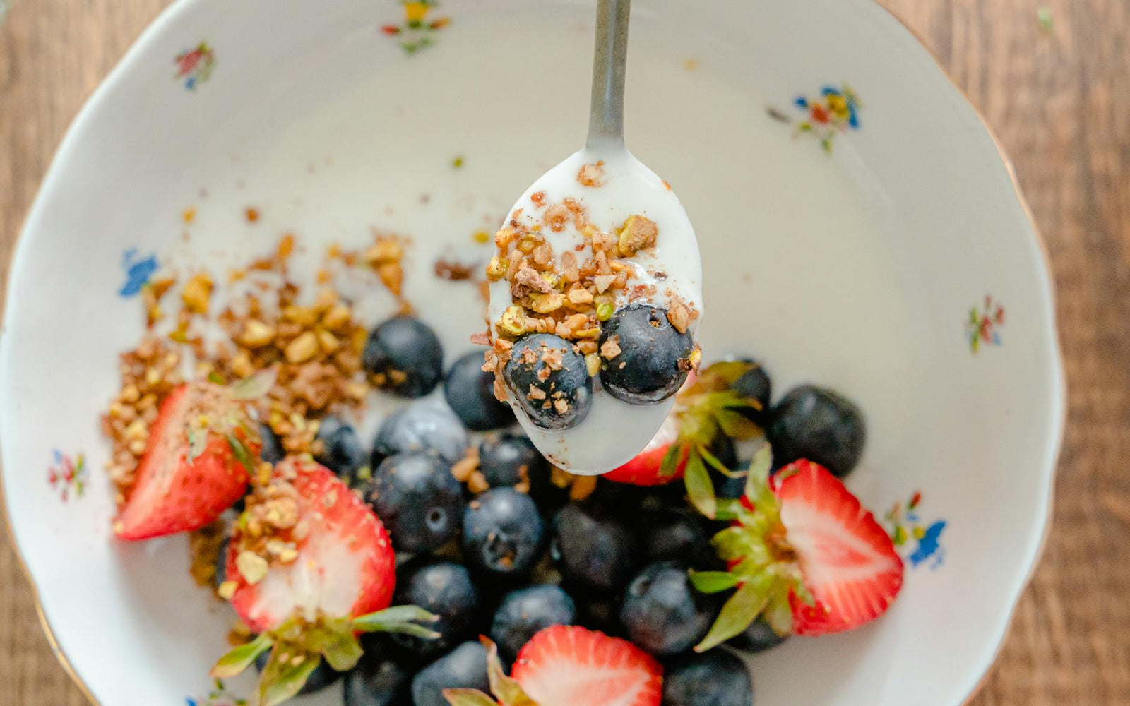 Postbiotics vs Probiotics vs Prebiotics After 40: What Is the Difference?