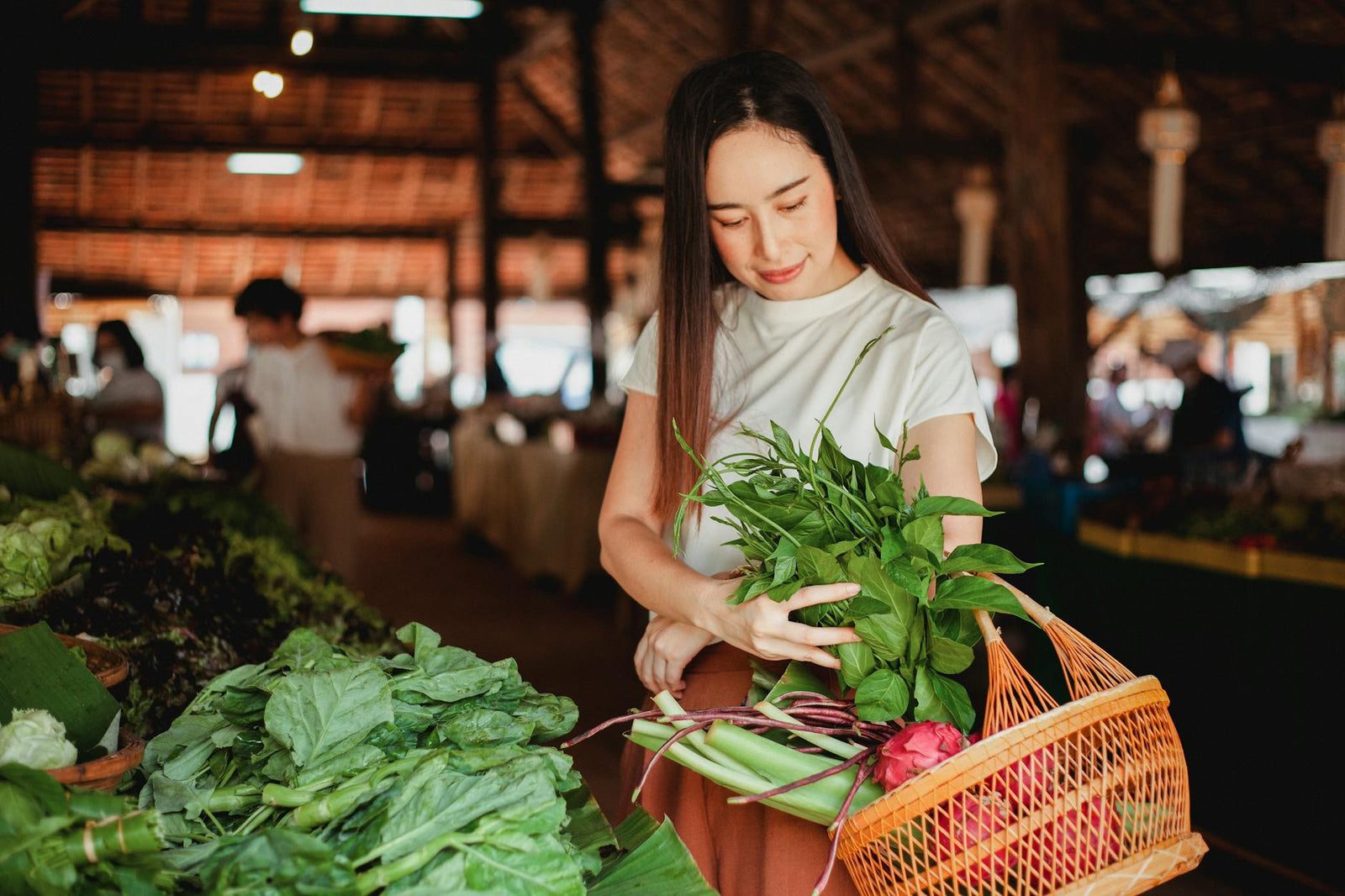 Vitamin E and Skin Health After 40: What the Research Actually Shows