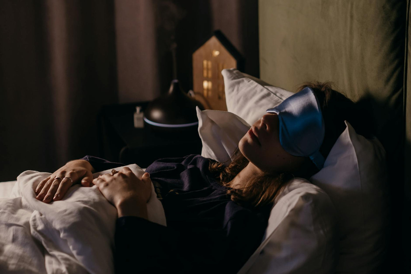 The Best Bedtime Routine for Women Over 40 (A Step-by-Step Guide)